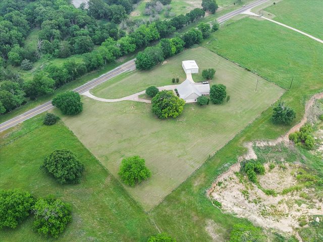 4070 Fm 2452, Corsicana, TX 75110