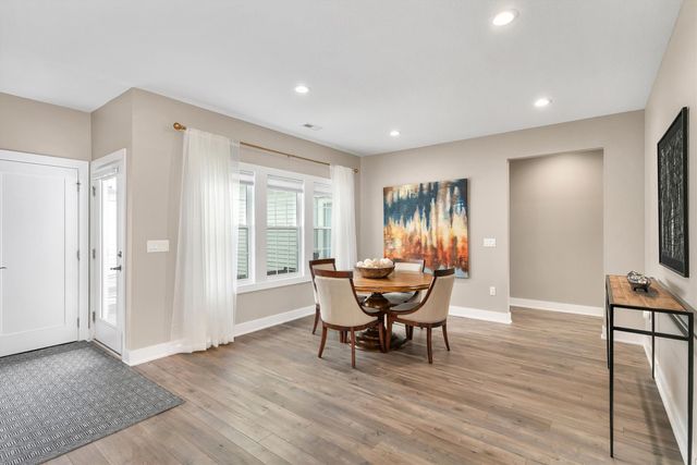 8943 Nelle Lane, West Des Moines, IA 50266