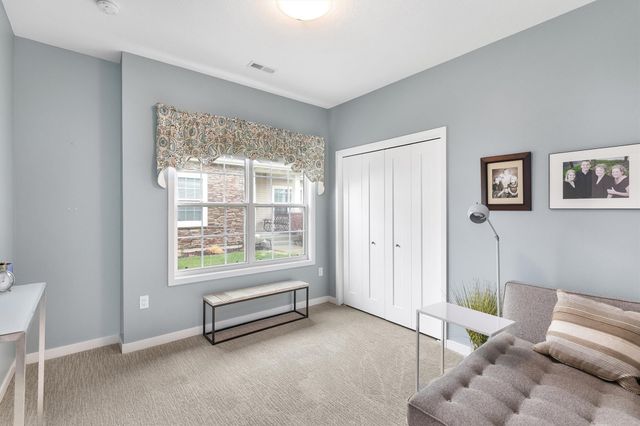 8943 Nelle Lane, West Des Moines, IA 50266
