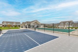 8943 Nelle Lane, West Des Moines, IA 50266