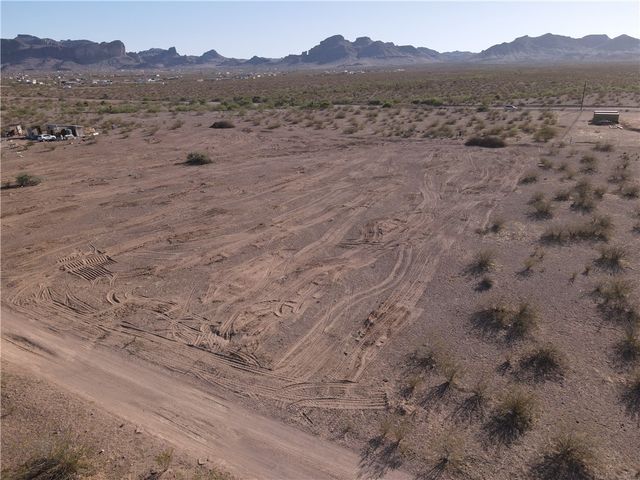 0 N2 of Lot 4 S Eden Road, Golden Valley, AZ 86413