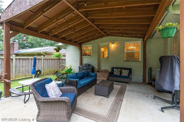 3313 S 42nd Street, Fort Smith, AR 72903