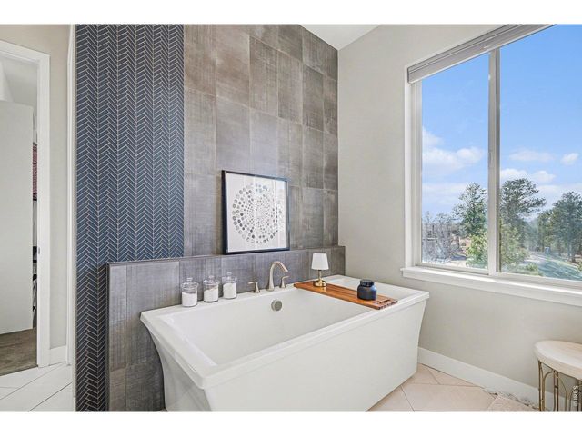 5615 Sunridge Dr, Parker, CO 80134