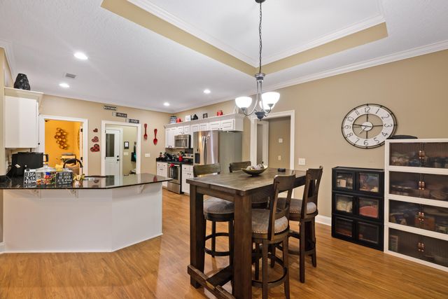 66 Village Dr., Hattiesburg, MS 39402