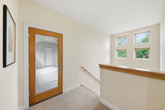 1076 Prairie Avenue, Naperville, IL 60540