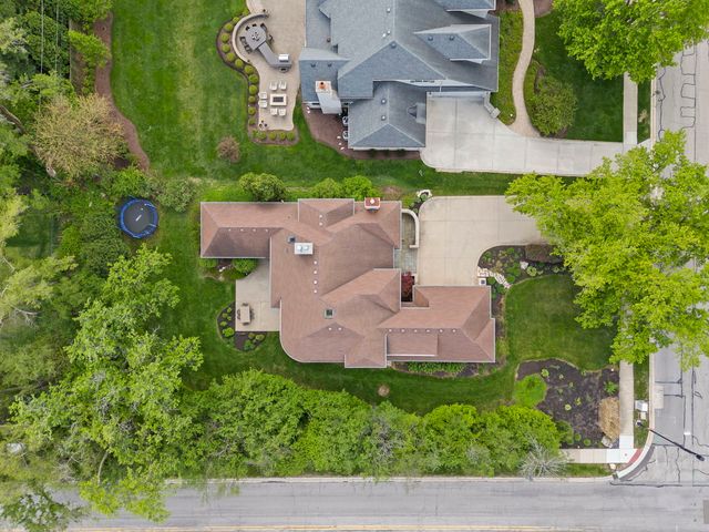 1076 Prairie Avenue, Naperville, IL 60540