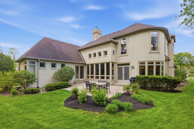 1076 Prairie Avenue, Naperville, IL 60540