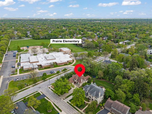 1076 Prairie Avenue, Naperville, IL 60540