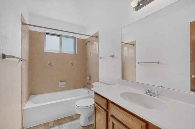 6225 Coppice Drive NW, Albuquerque, NM 87120