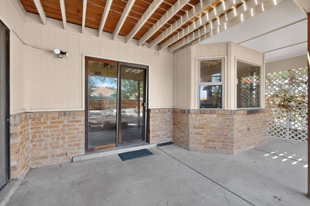 6225 Coppice Drive NW, Albuquerque, NM 87120