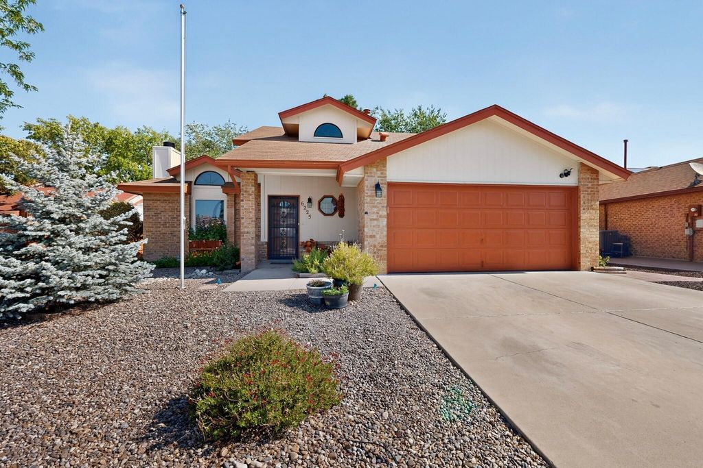 6225 Coppice Drive NW, Albuquerque, NM 87120