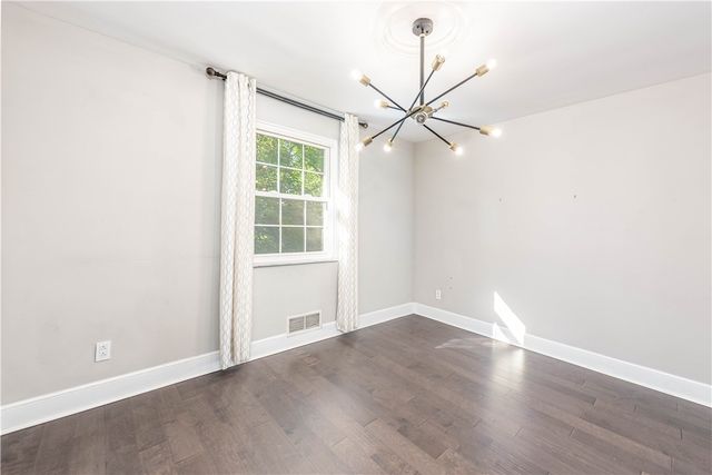 1361 Pesavento Dr, Bridgeville, PA 15017