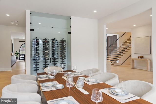 7112 NATELLI WOODS LN, Bethesda, MD 20817