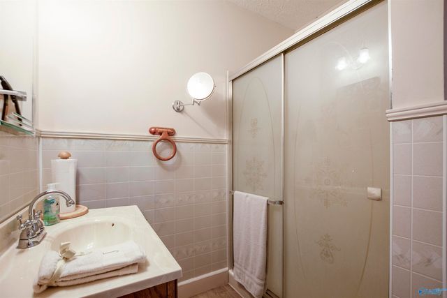 2277 Tabor Road, Gadsden, AL 35904