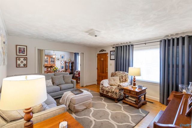 2277 Tabor Road, Gadsden, AL 35904