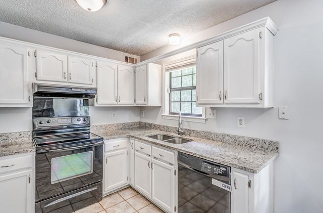 595 HICKORY LN, Unincorporated, TN 38053