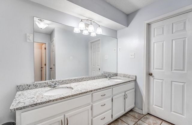 595 HICKORY LN, Unincorporated, TN 38053