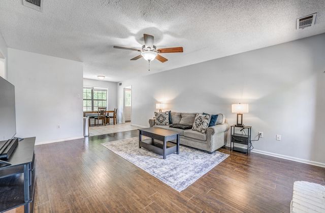 595 HICKORY LN, Unincorporated, TN 38053