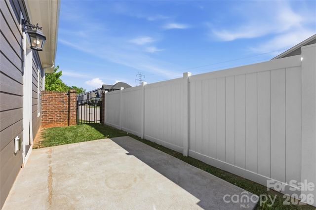 2273 Moss Haven Lane, Denver, NC 28037