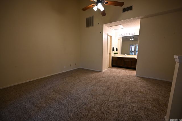 10527 Perrin Beitel Rd Apt C214, San Antonio, TX 78217