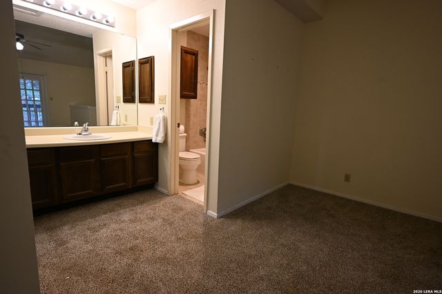 10527 Perrin Beitel Rd Apt C214, San Antonio, TX 78217