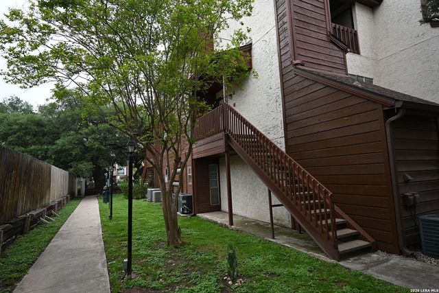 10527 Perrin Beitel Rd Apt C214, San Antonio, TX 78217