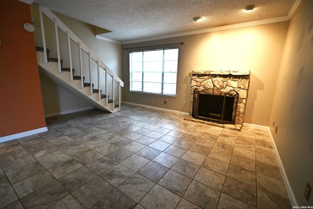 10527 Perrin Beitel Rd Apt C214, San Antonio, TX 78217