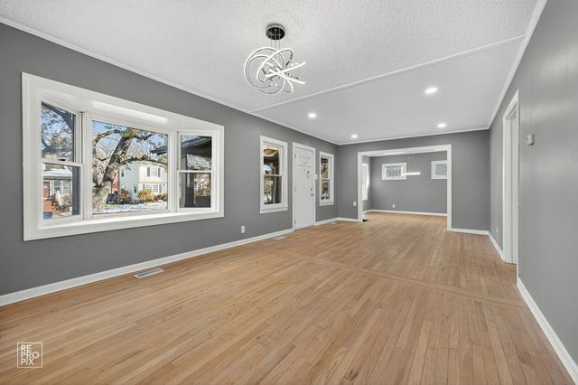 1621 Burr Oak Road, Homewood, IL 60430