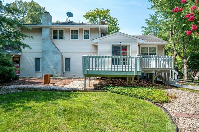560 Wakefield Drive, Metuchen, NJ 08840