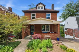 330 QUESTEND AVENUE, Mt Lebanon, PA 15228