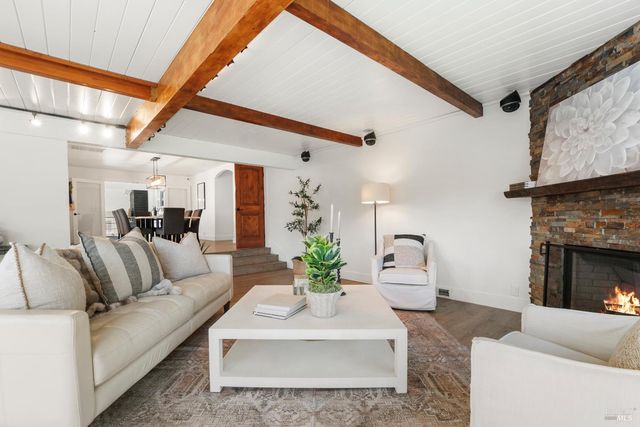 2159 Penny Ln, Napa, CA 94559