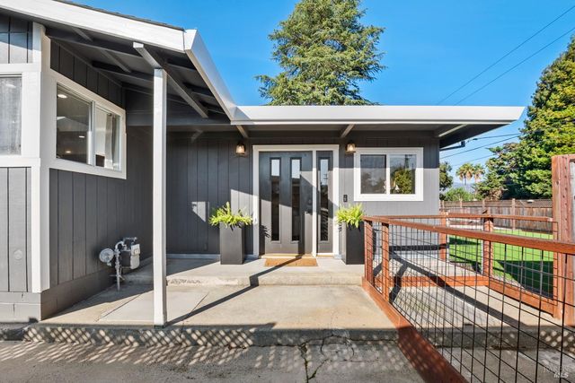 2159 Penny Ln, Napa, CA 94559