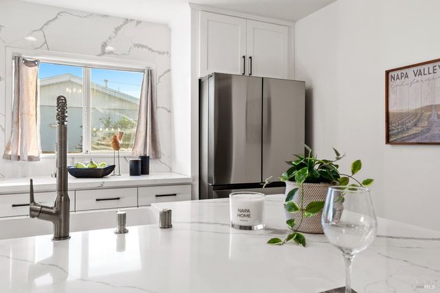 2159 Penny Ln, Napa, CA 94559