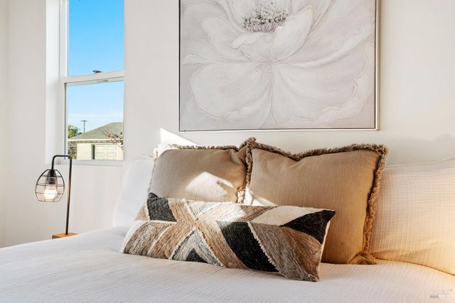 2159 Penny Ln, Napa, CA 94559