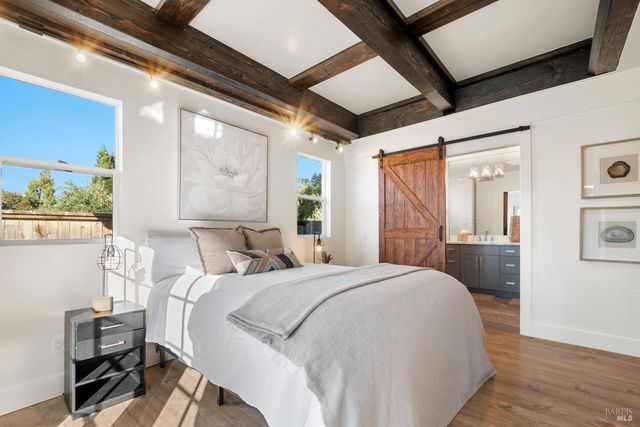 2159 Penny Ln, Napa, CA 94559