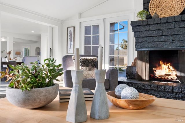 2159 Penny Ln, Napa, CA 94559