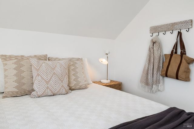 2159 Penny Ln, Napa, CA 94559