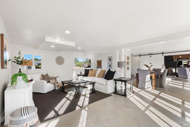 2159 Penny Ln, Napa, CA 94559