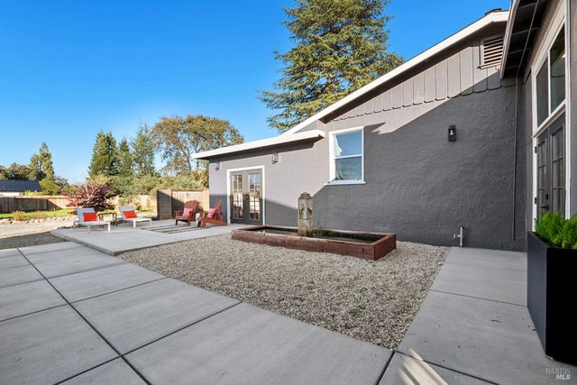 2159 Penny Ln, Napa, CA 94559