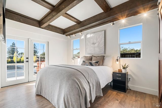 2159 Penny Ln, Napa, CA 94559