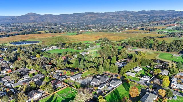 2159 Penny Ln, Napa, CA 94559