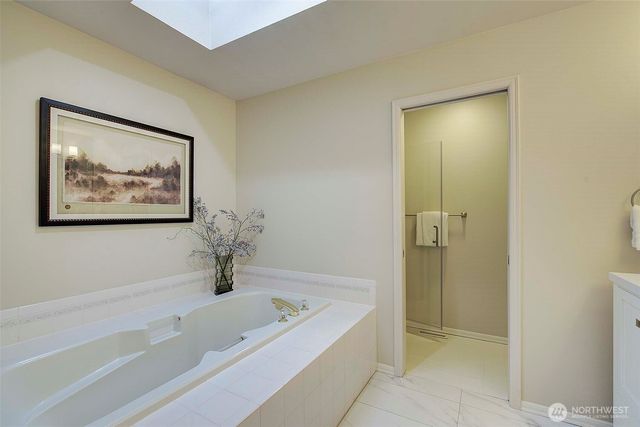 1845 230th Avenue NE, Sammamish, WA 98074