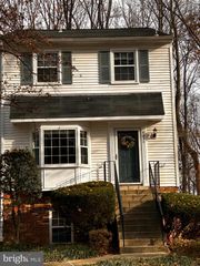 5832 FIRST LANDING WAY #137, Burke, VA 22015
