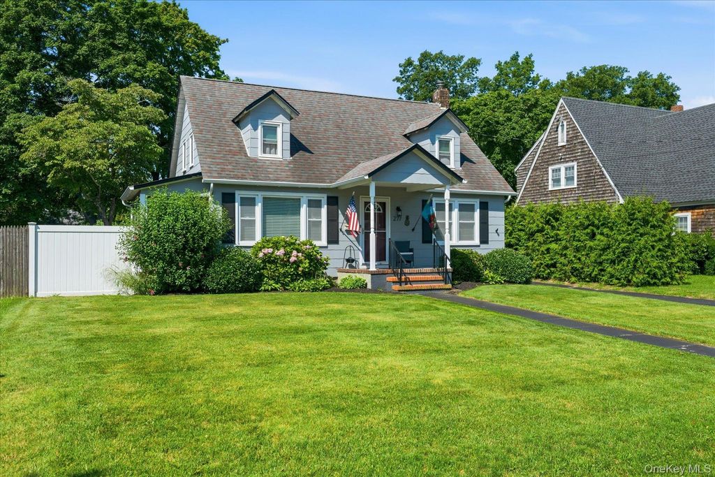 277 Howell Avenue, Riverhead, NY 11901