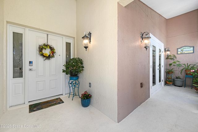 127 Lancha Circle 203, Indian Harbour Beach, FL 32937