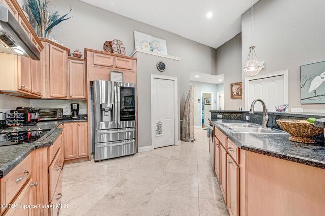 127 Lancha Circle 203, Indian Harbour Beach, FL 32937