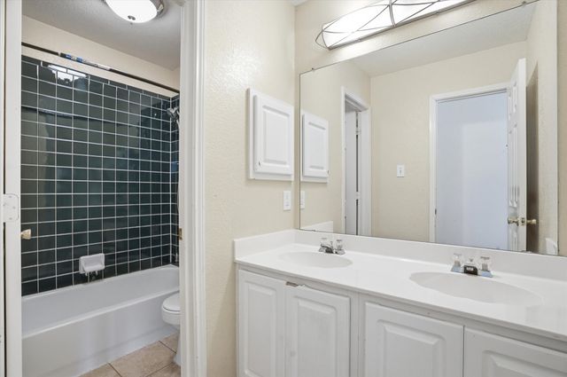 3601 Clearbrook Drive, Fort Worth, TX 76123