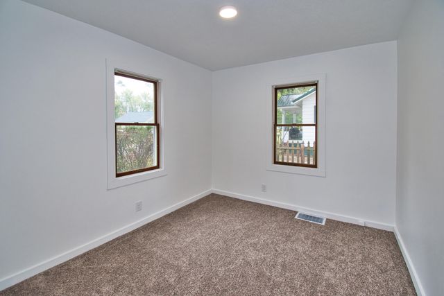 1522 Cherry Street, Niles City, MI 49120