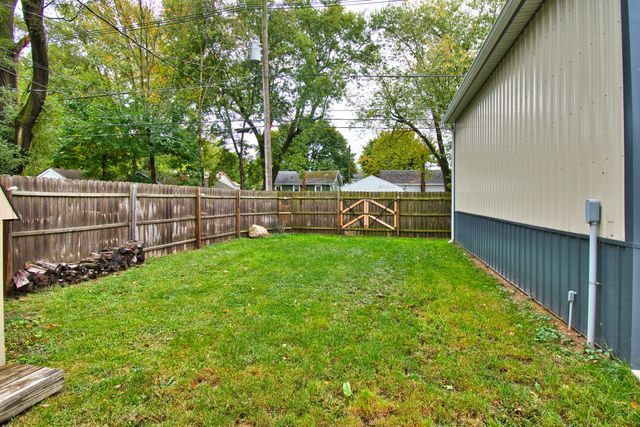 1522 Cherry Street, Niles City, MI 49120