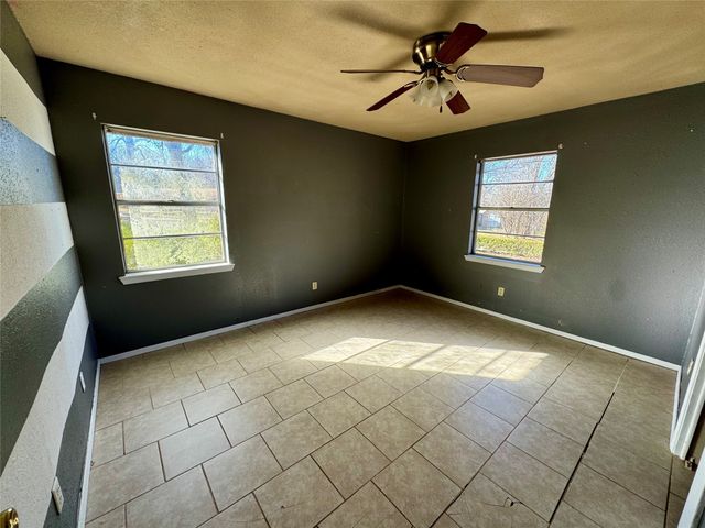 1314 Forrest Drive, Canton, TX 75103